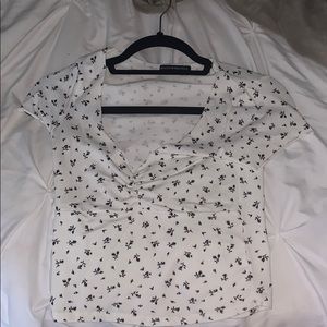 Brandy melville Gina top